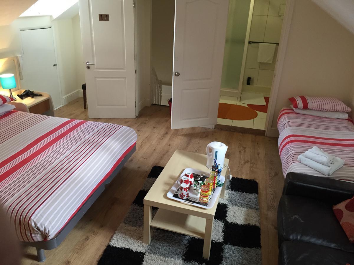 Inn On The Broadway Woking Luaran gambar